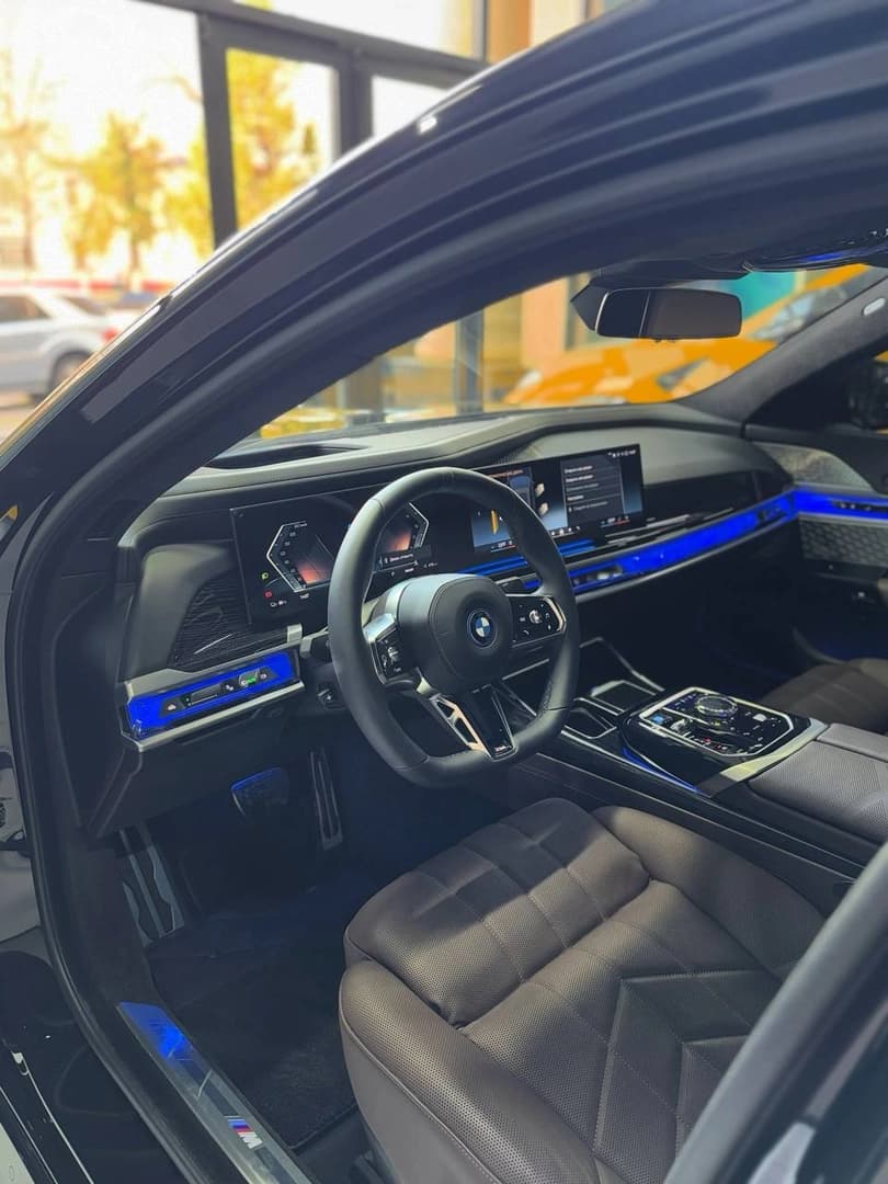 BMW i7 2023 — 3