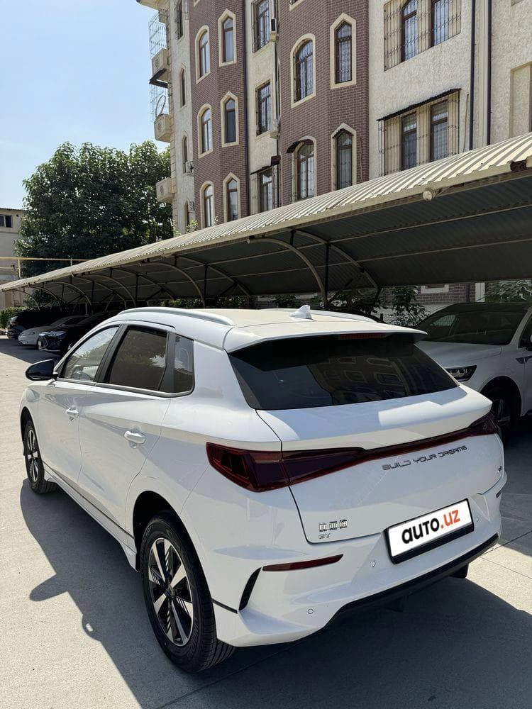 BYD E2 2024 — 3