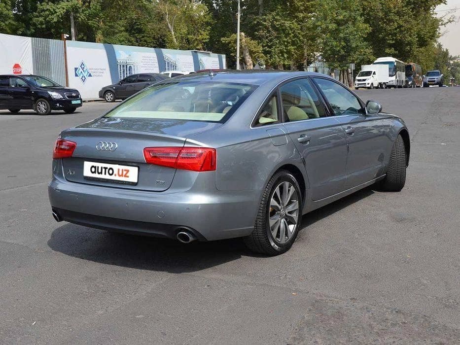 Audi A6 2011 — 1