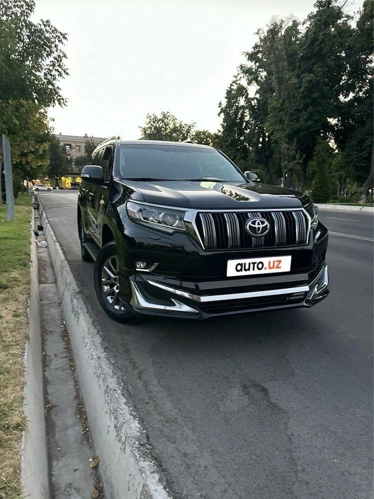 Тойота Ленд крузер прадо 2019 — 3