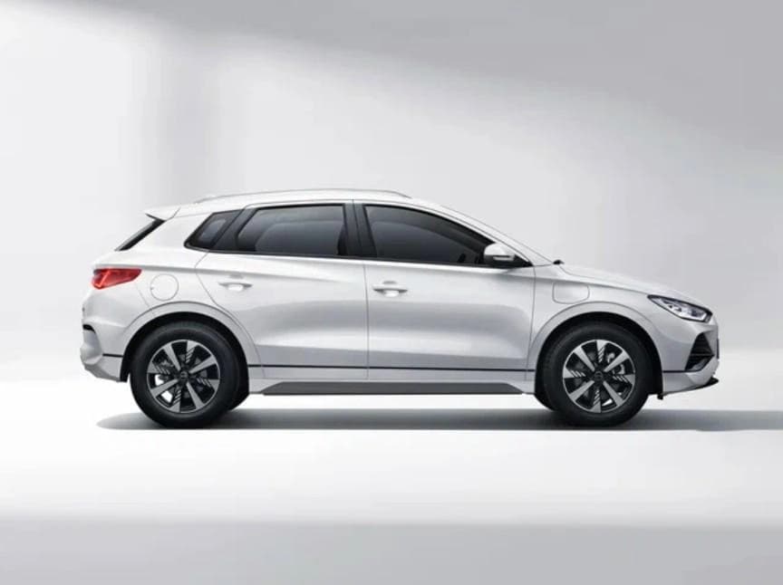 BYD E2 2025 — 5