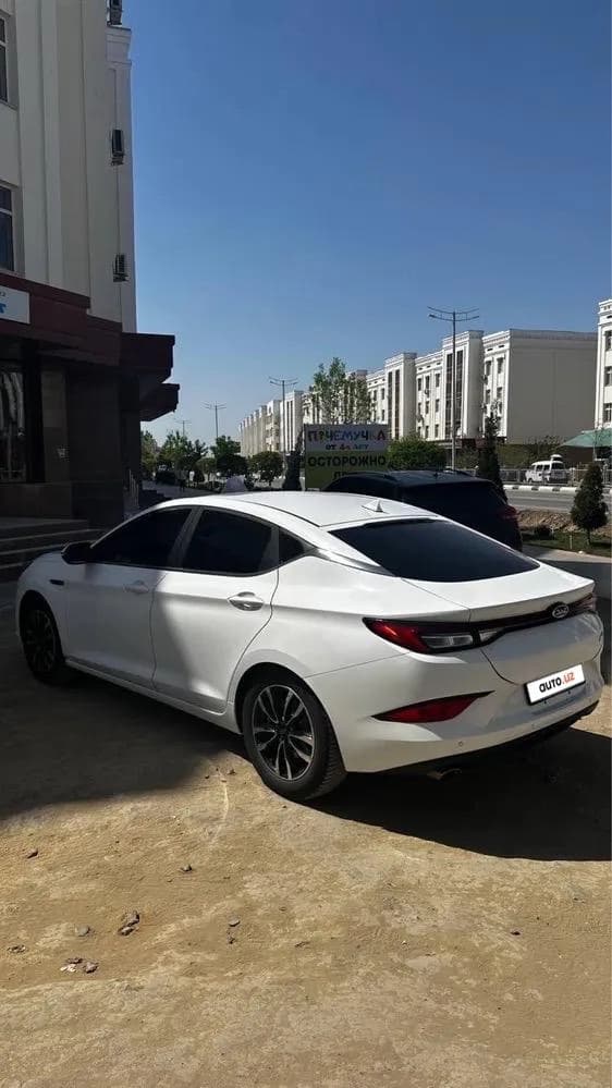 JAC J7 2021 — 2