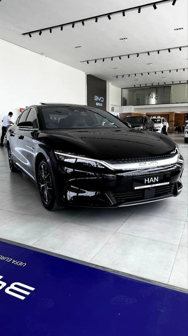 BYD Han 2024 — 3