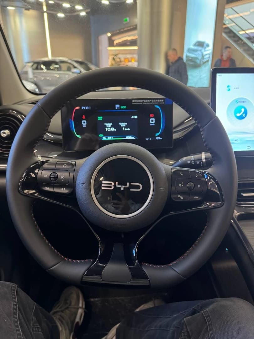 BYD E2 2024 — 4