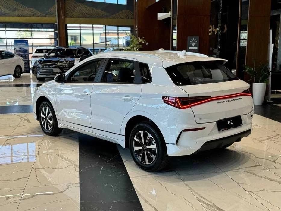 BYD E2 2024 — 3