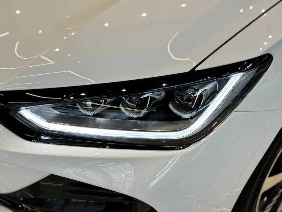 BYD E2 2024 — 5
