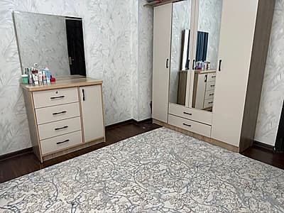 Srochna sotiladi sergli 8 xudud 3xona 1 etaj — 1