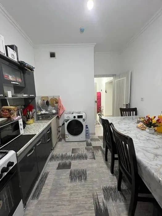 Olmos mahalla — 4