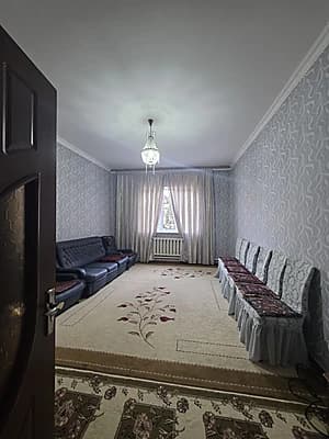 Чирчик шахрида Гулистон маҳаллада  ховли сотилади — 5