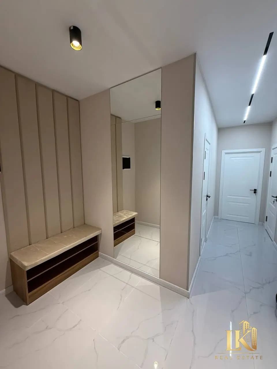 #9800 Продаётся: Яшнабадский район Ул. Баку НОВОСТРОЙКА ЖК "Baku Residence" Ориентир: УзБум — 4