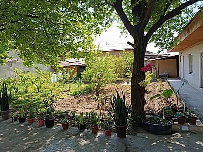 Hovli uy sotiladi — 2