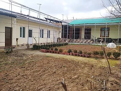 Юнусобод Гвардескида 6.2 сотик ховли сотилади. 4 та хона, ошхона, хаммом, хожатхона. — 3