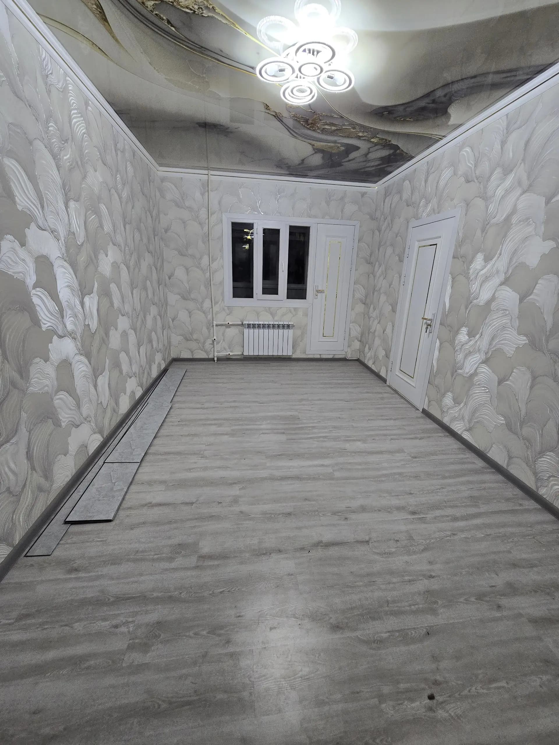 Продам чил 12 квартил оринтир фарход бозори — 1