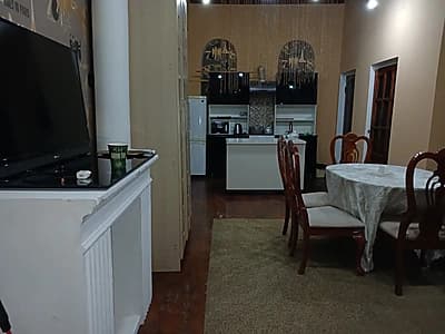 Kunlik va Oylik Ijaraga Arzon yotoq joy markazda 35.000 — 3