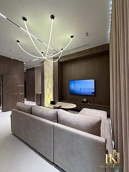 #9800 Продаётся: Яккасарайский район Ул. Бабура НОВОСТРОЙКА НЕБОСКРЁБ "Piramit Tower" Застрой. "Koç — 1