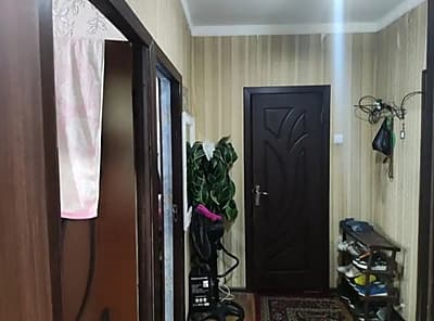 Сергели тумани массив куйлик 5    Общежит   2 хона 1 этаж 4 этажка 35 кв.м — 4