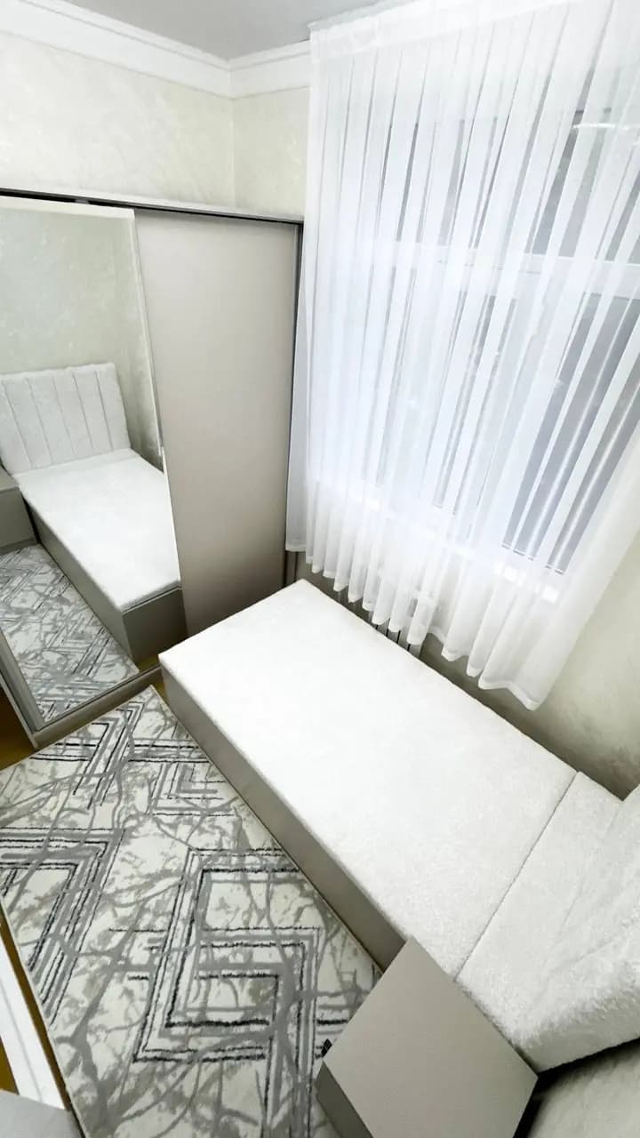 Продаётся квартира Чиланзар 22 1в2/2/4. Ориентир Прокуратура. — 1
