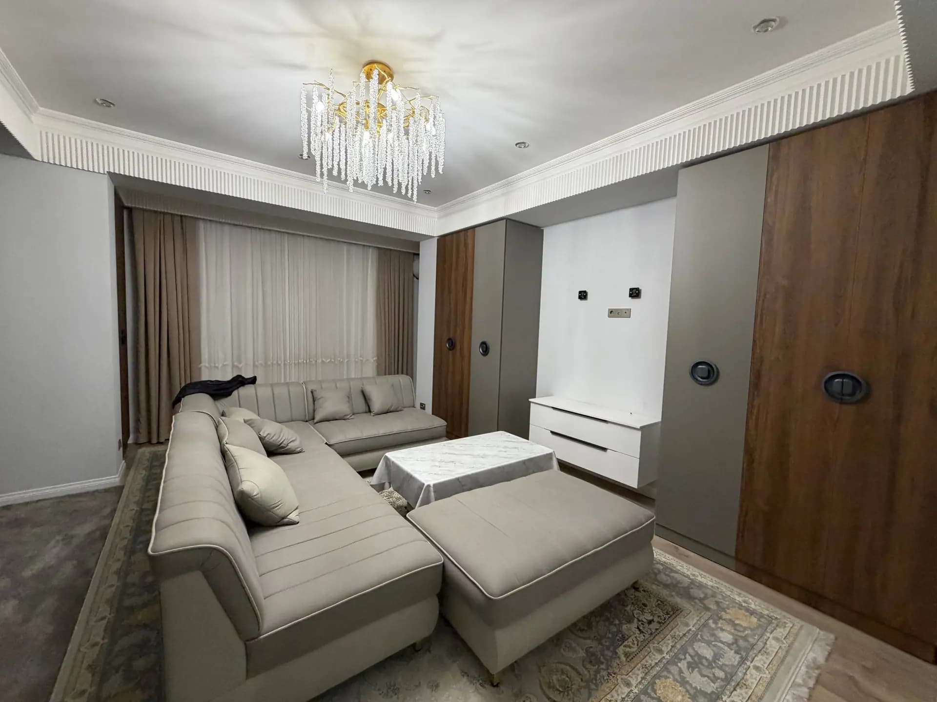 Aeraport house 7/9*10/10 #a — 1
