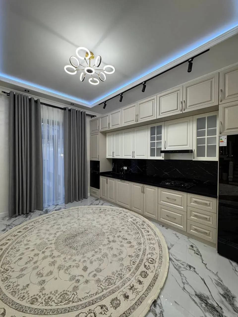 Продаются дома близнецы😍📍Район: Мирзо Улугбекский📍Ориентир: Циолковского — 3
