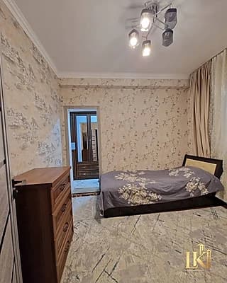 #9800 Продаётся: Яккасарайский район Ул. Бабура/Нукусская Ор-р: 1 нотариальная — 4