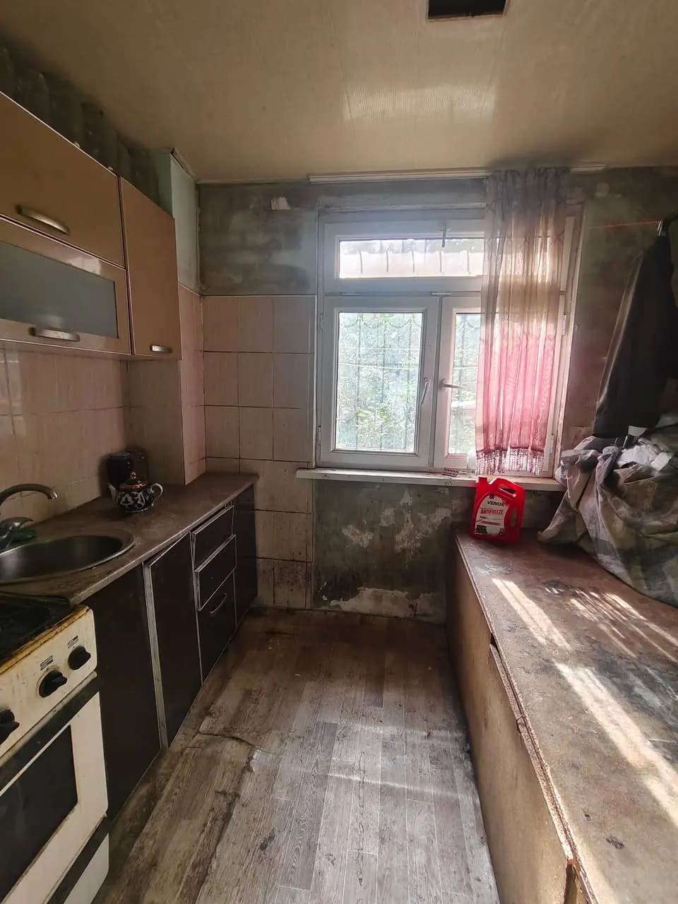 1в2/2/5 Чиланзар  Г9а ИнЯз кирпичний дом продаётся квартира — 1