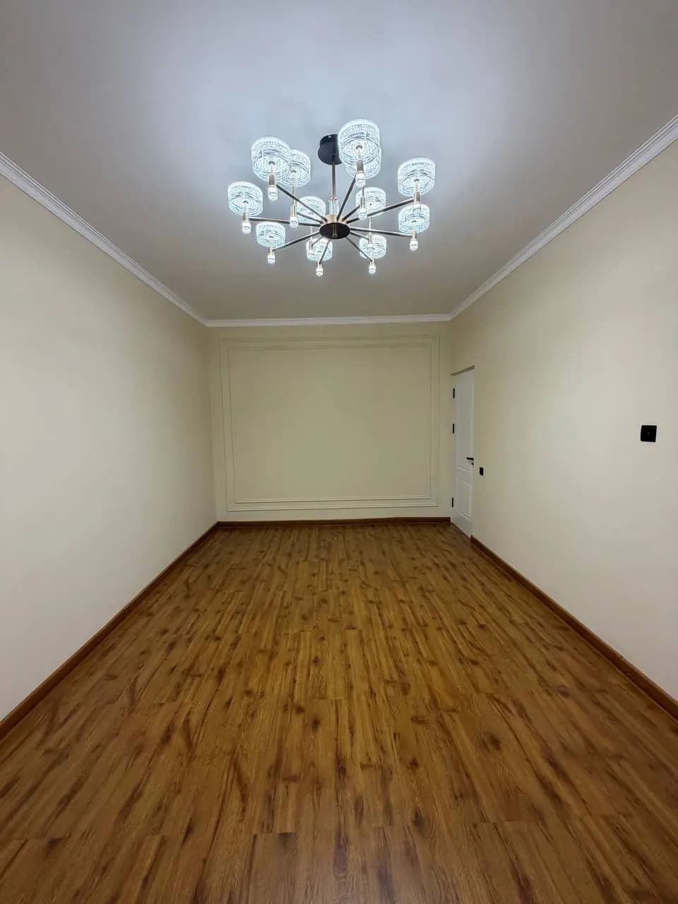 Юнусобод тумани, 11-кв4хона, 2-қават, 4 қаватли уйХоналар алохида — 2