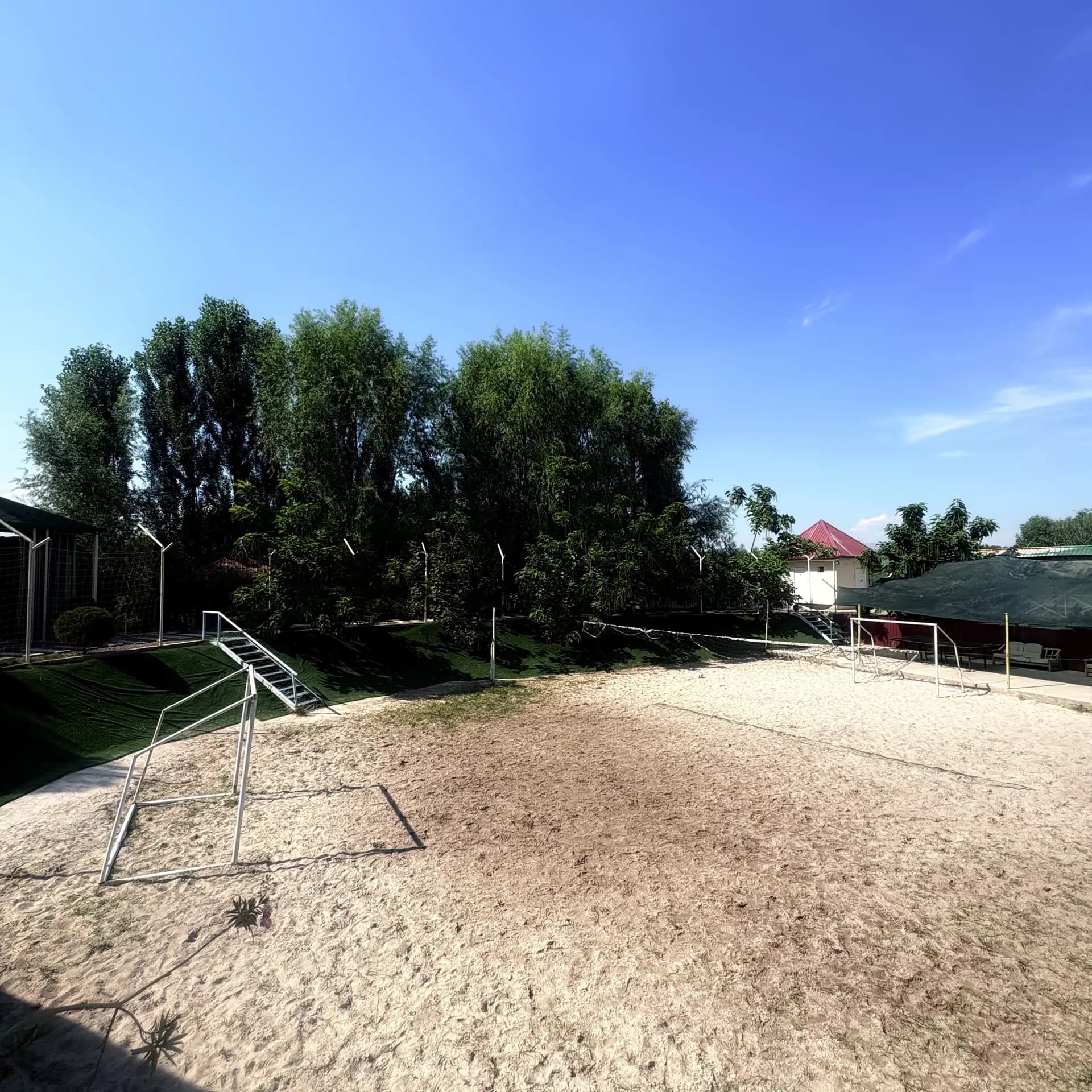 Dacha — 2