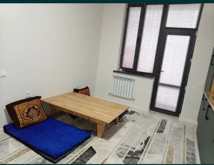 SERGELI NUR HAYOT — 4