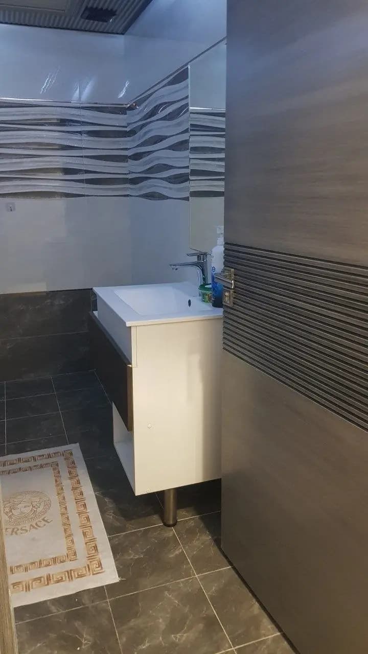 V5768🏡 Shayxontohurda zamonaviy 2 xonali kvartira sotiladi! — 2