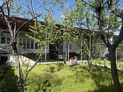 Яшнобод тумани, Иззат кочасида. 6 соток. — 2