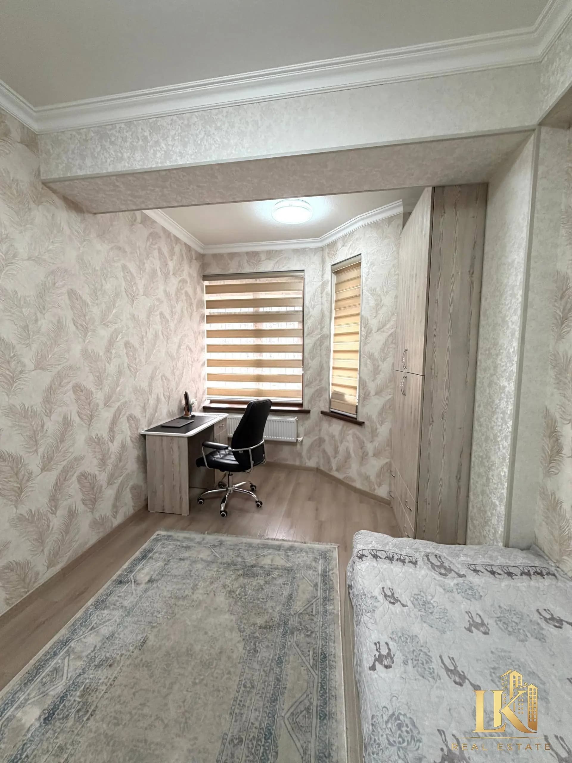 #9800 Продаётся: Яккасарайский район НОВОСТРОЙКА ЖК "Dream House" Ор-р: 8 роддом/ отель "Courtyard" — 4