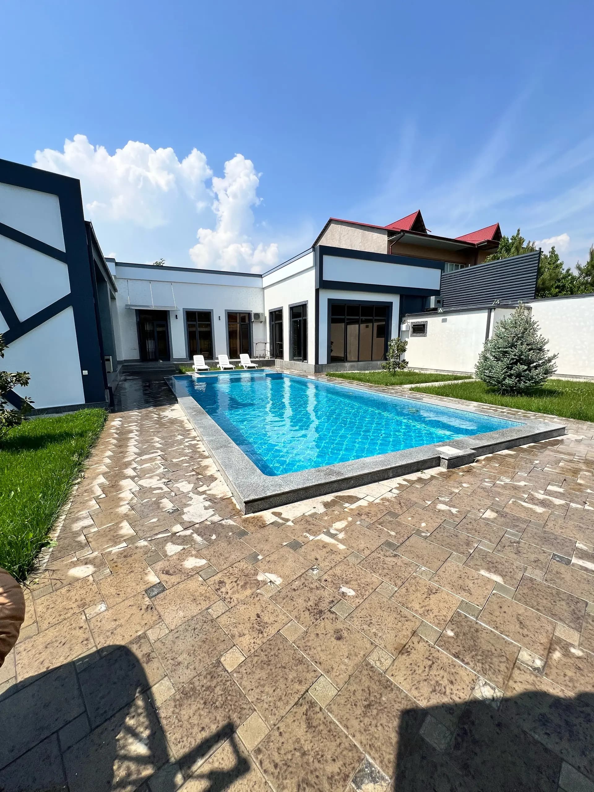 DACHA BOR — 1