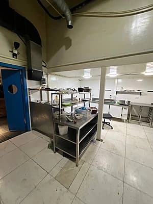 Аренда готовый кафе с мебелью и техникой Паркентский рынок Мирзо-Улугбекский район — 2