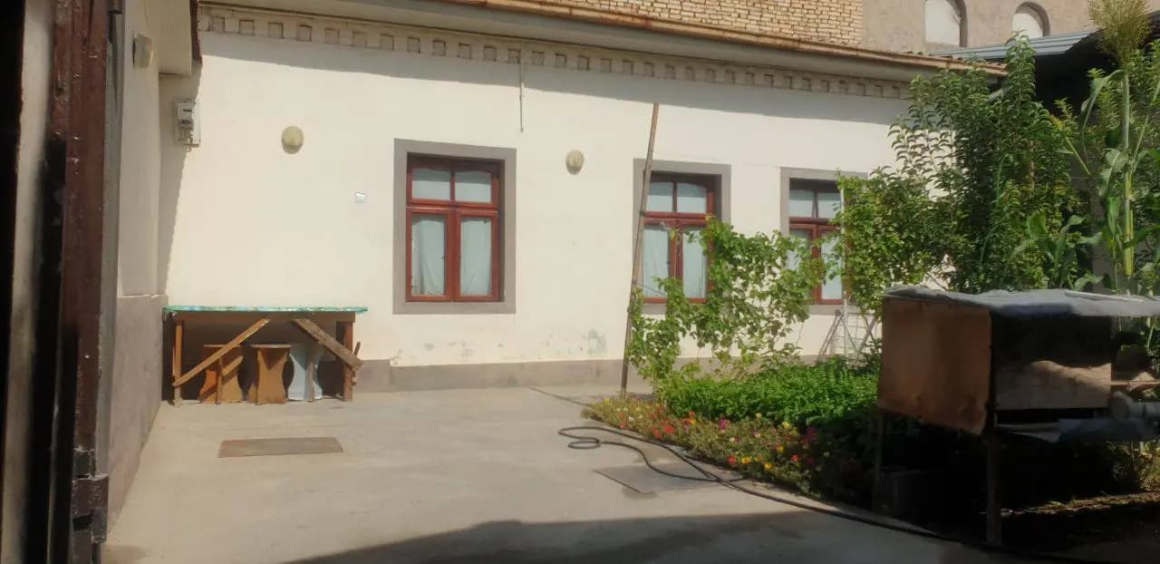 Mirzo ulug'bek tumani Shortepa koʻchasi uchaska sotiladi — 1