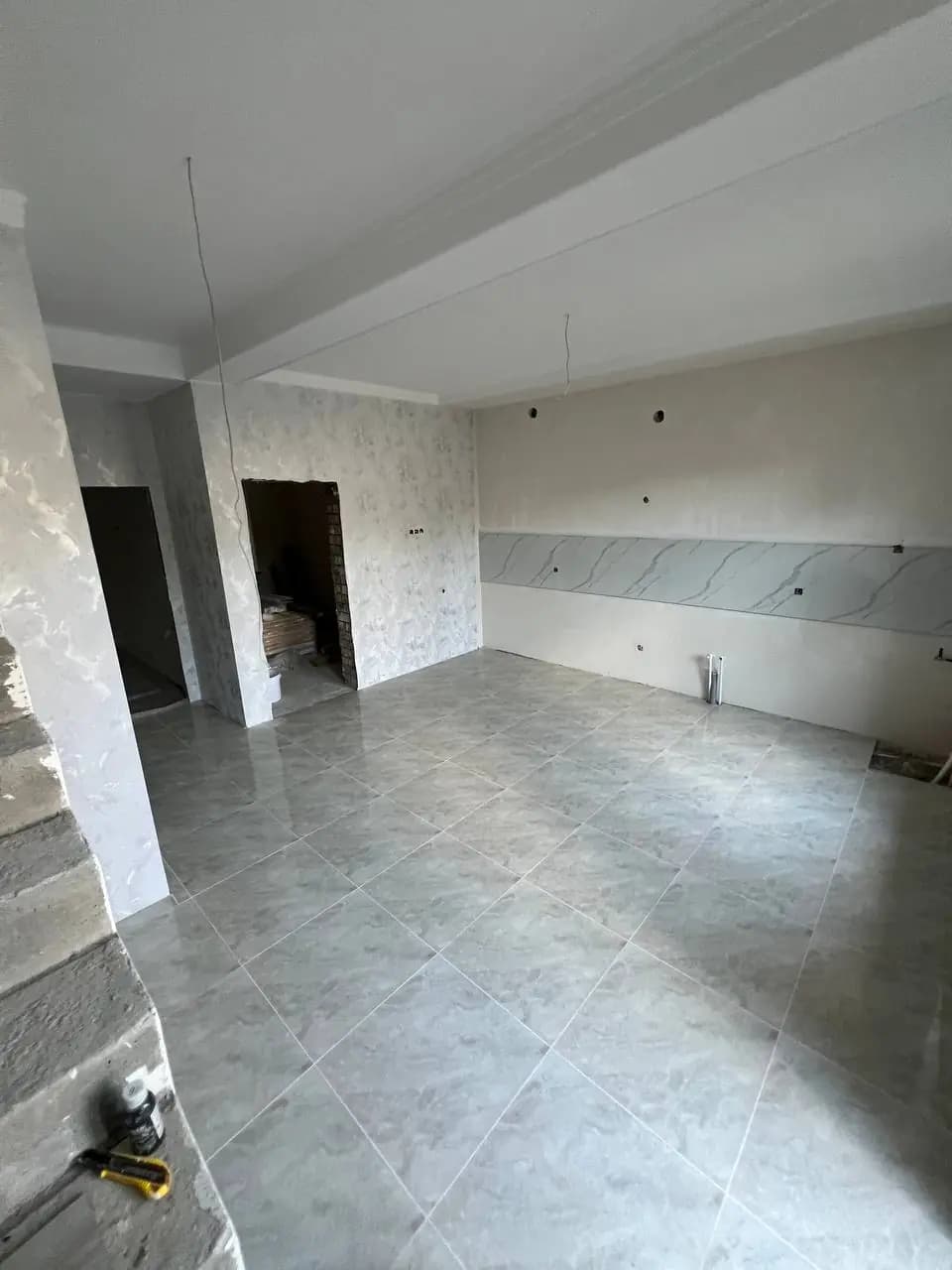 Продам участок яшнабад 1 сот 2 этаж 5 ком 115000 — 1