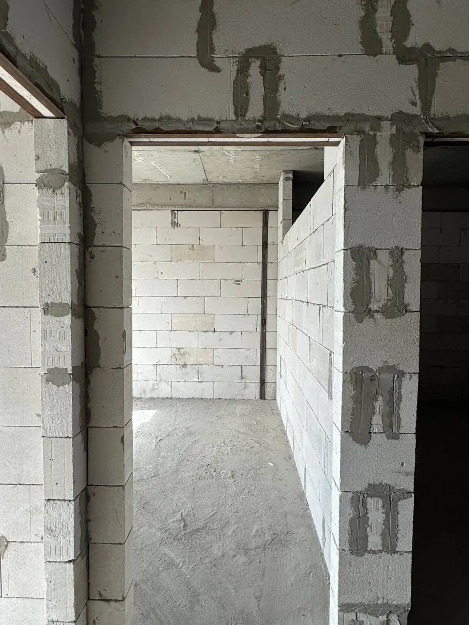 Chinobod sanatoriyasiga yetmasdan Shaxristanskiydan 1km Novostroyka 3/4/11 85m² — 1