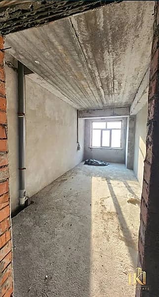 #909 Продаётся: НОВОСТРОЙКА 3/1/9 Яккасарайский район (8 роддом, Тезикова) Застрой."Dream house" Ком — 1