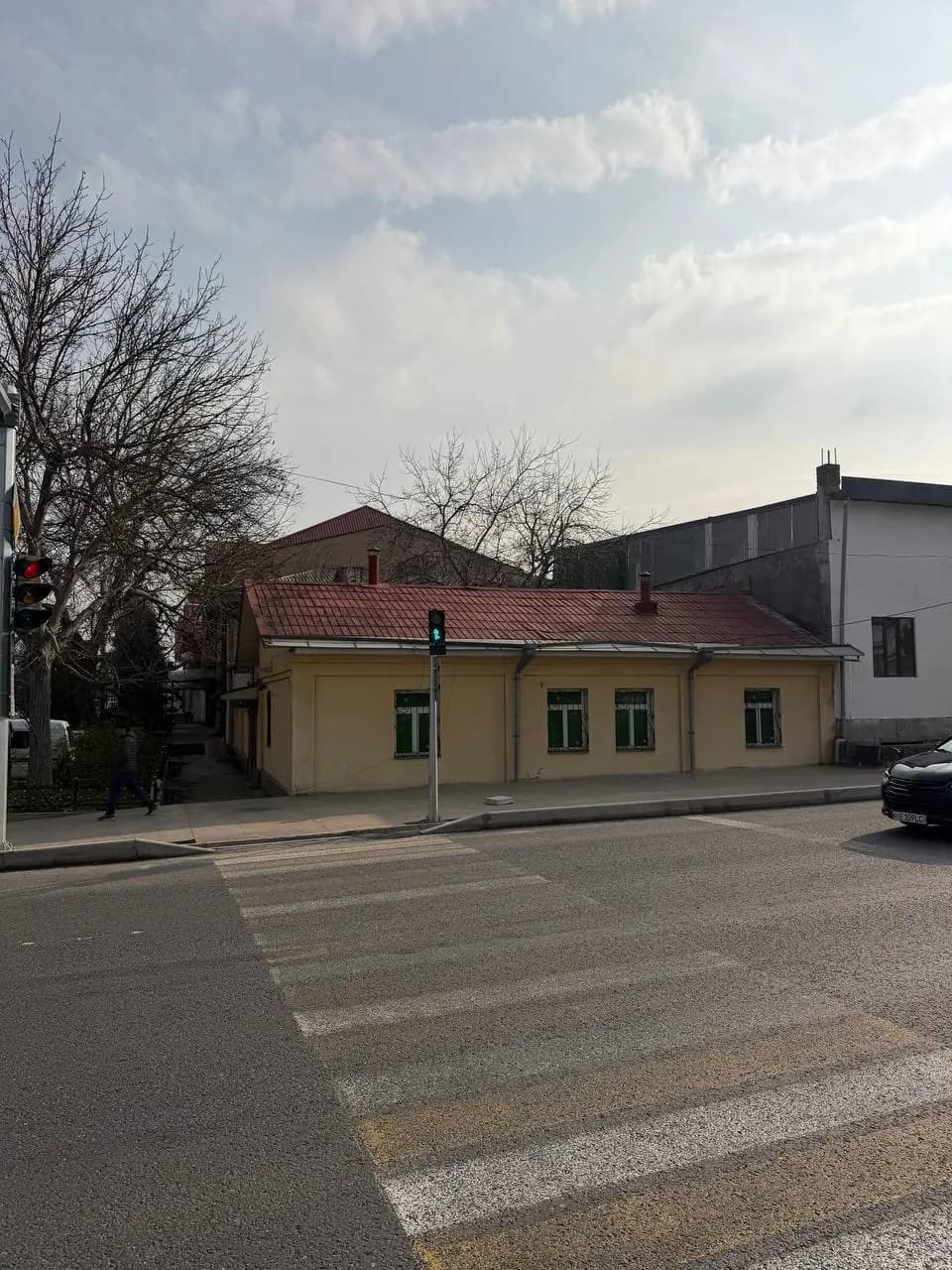 Продаётся Земельный Участок  Ориентир: Казы махалля, МКАД, Бадамзар, Юнусабадский район  1-я линия — 4
