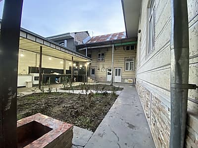 Uchastka sotiladi — 2