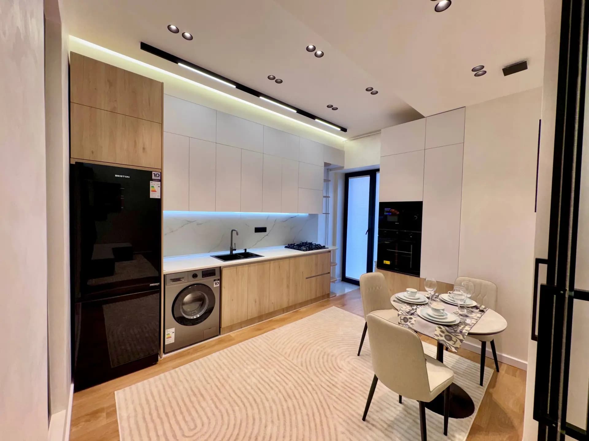Продаётся 3-х комнатная квартира в ЖК Vegas Tower  Ориентир: Шота Руставели, Братская могила, — 5