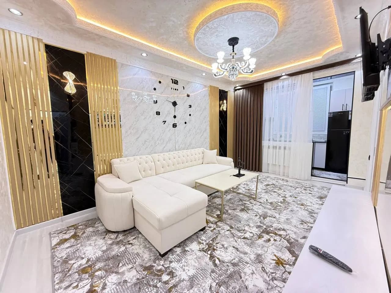 СУПЕР КВАРТИРА Чил 19 квартал 2в3/4/4   1.5*3 бал Комната разделный: 48 м2 — 1