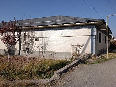 Кибрай марказида Ховли сотилади — 4