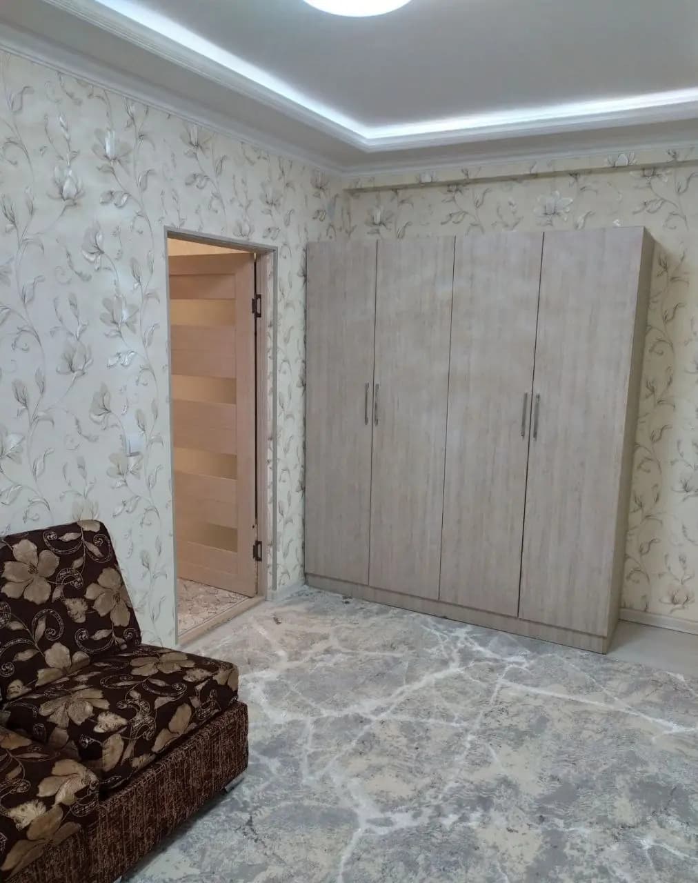 Korasaroy2-room apartment for rent with all facilities ... 450 — 1