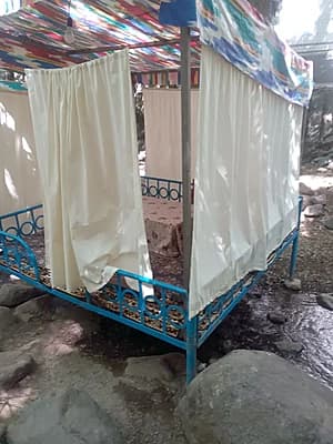 Oq tosh quyosh tapchan — 1
