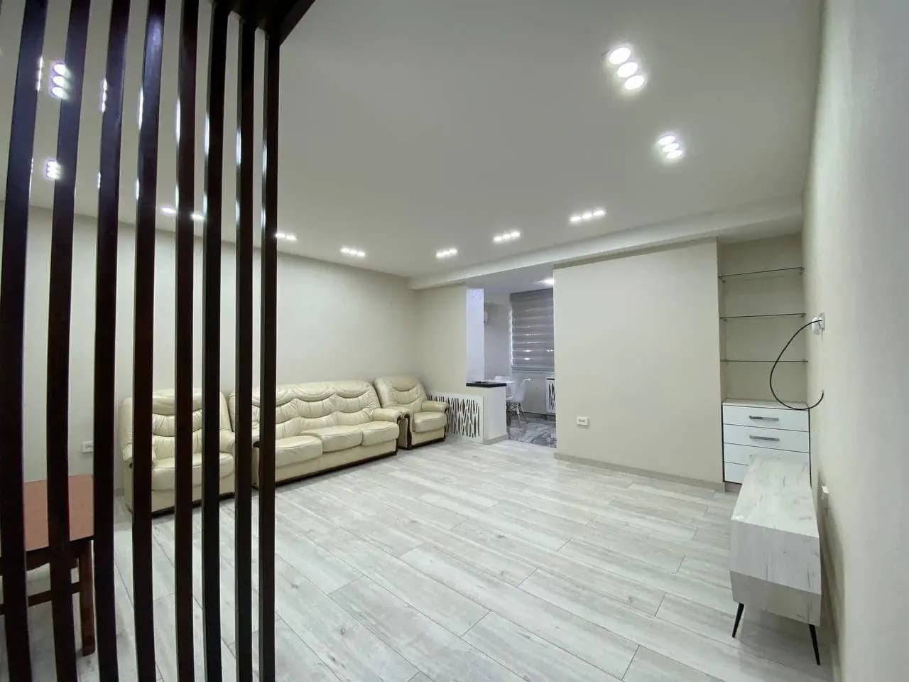 Продается квартира 3х комнатная,кафе Бон,ЦУМ,78м2 — 3