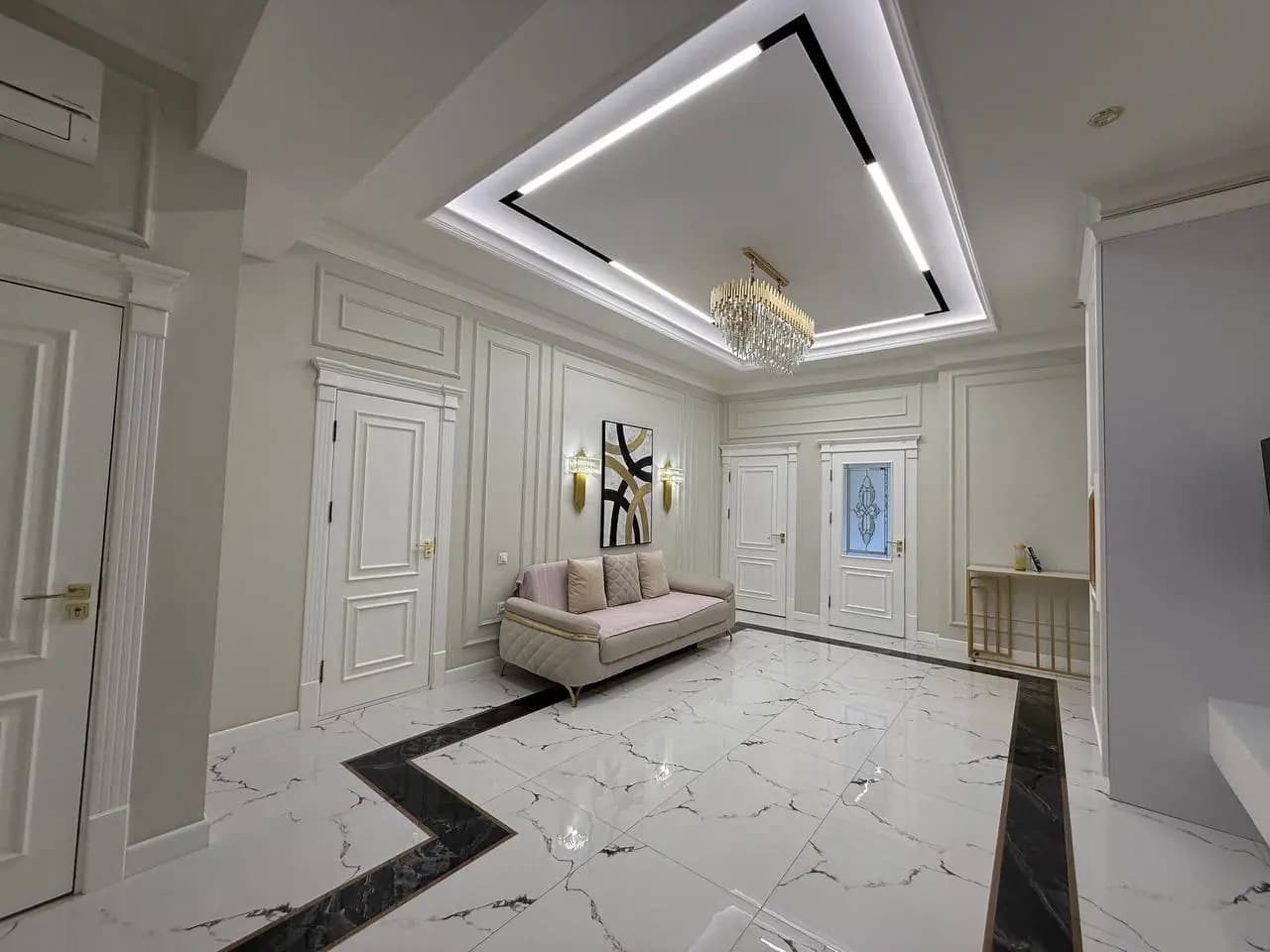 Продаётся 4-х комнатная квартира в ЖК Sayram Avenue  Ориентир: ул.Сайрам, Буз Базар, БИЙ — 2