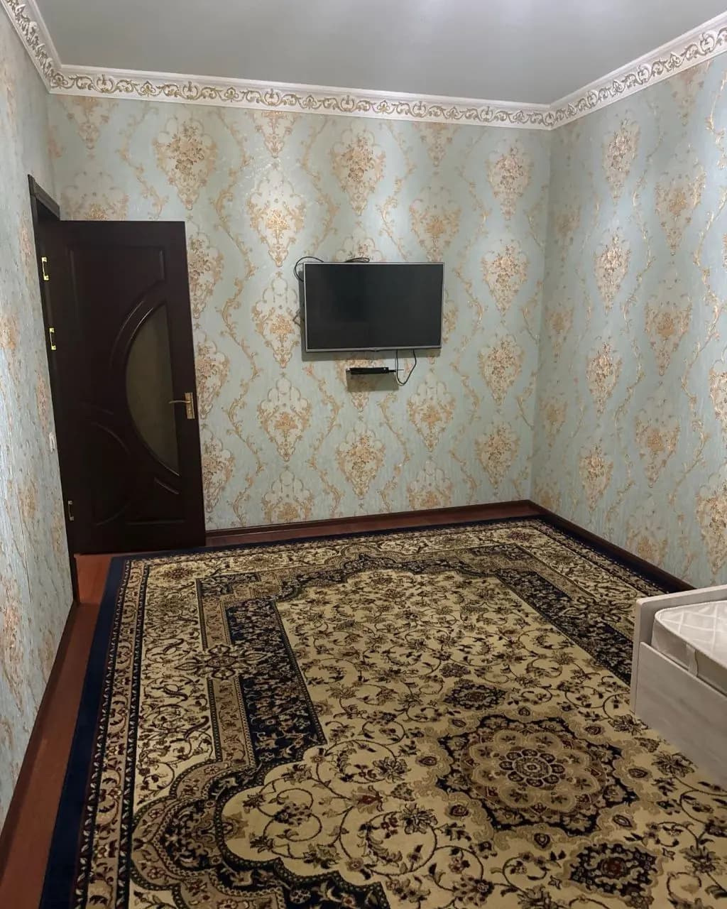 Karakamish 1/44/3/44 rooms, 3 floors, well renovated, kindergarten, school, market, store is located nearby.y.e.550 — 4