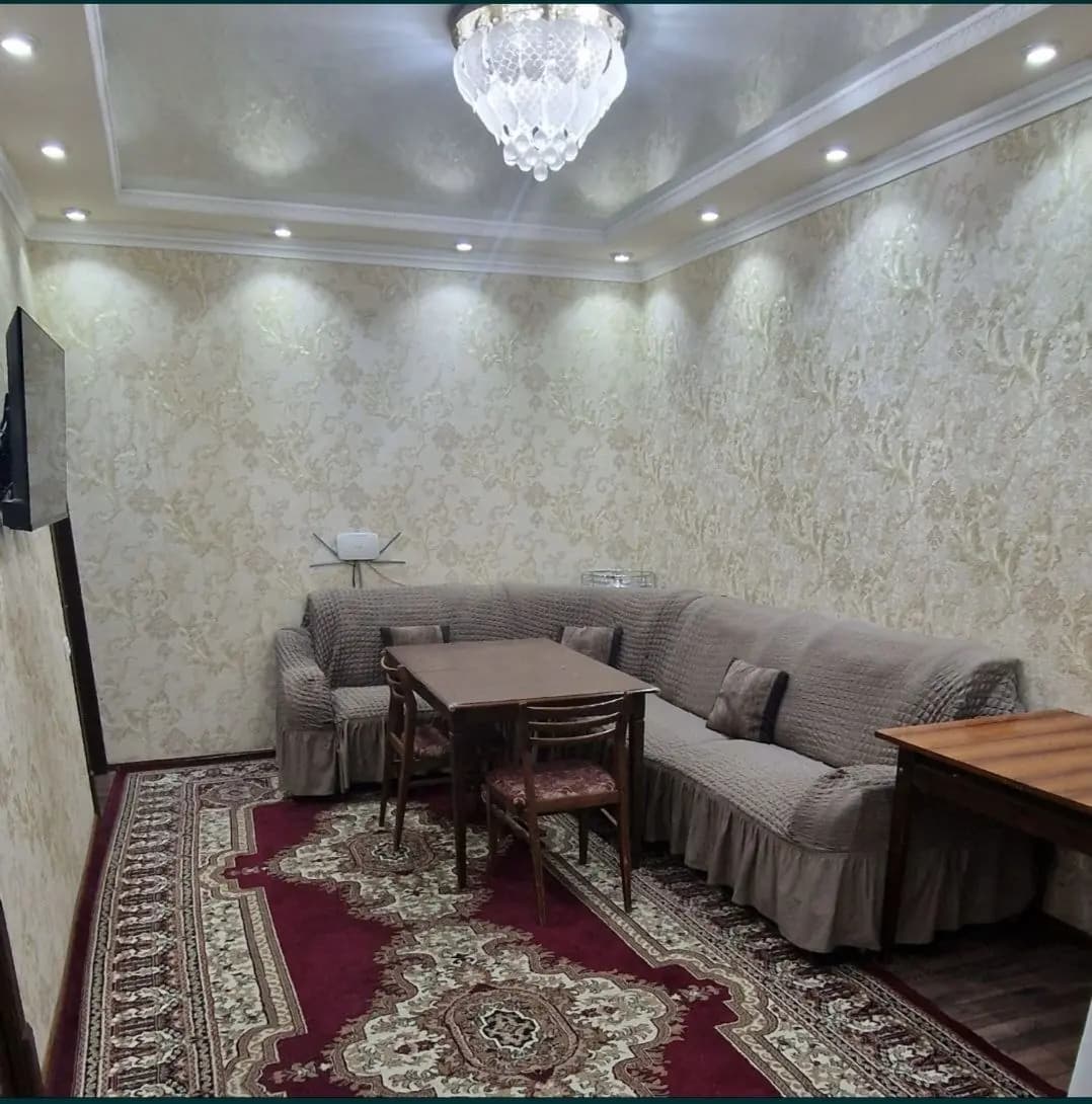 *Чиланзар-12 4в5\2\4 76м2 — 2