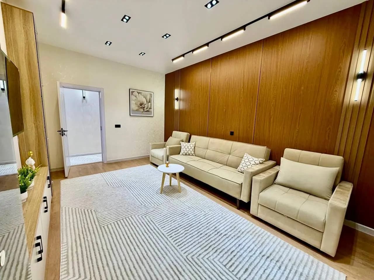 ЖК “Oqtepa sohil bo’yi’’2/8/9 Evroremont мебель+Техника 65м2 — 1