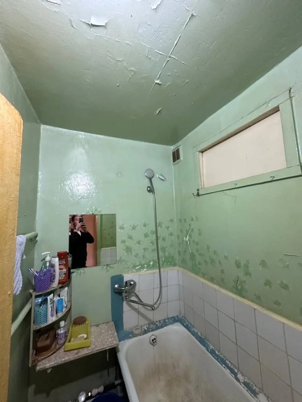 Olmazor tumaniQora qamish 2/52/2/42x6 balkon 56 m2350y.e. — 2